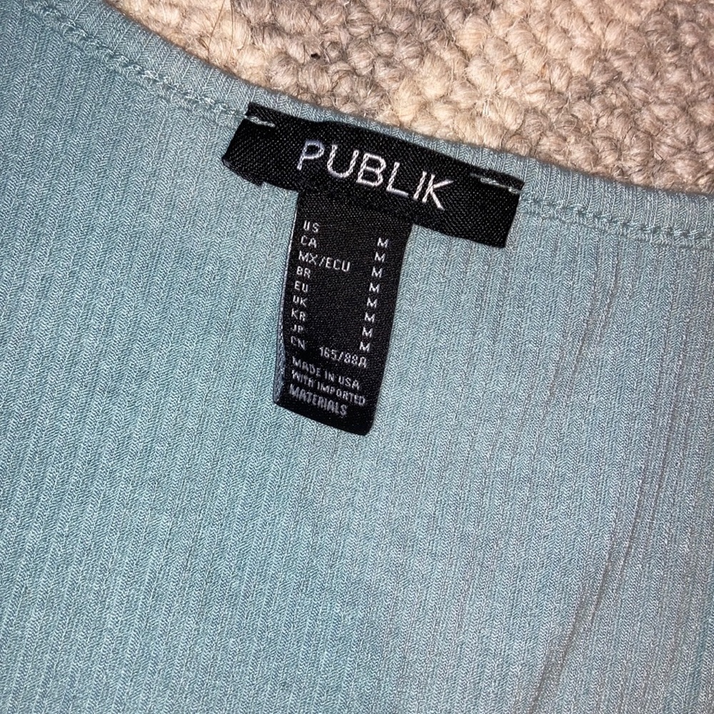 Ruched Ribbed Crop Top Size Medium - Picture 3 of 4